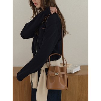 오스트카카 클래식 벨트 버킷백 미니 2colors