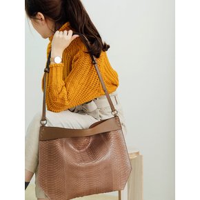 SIGNATURE_Phyton Brown