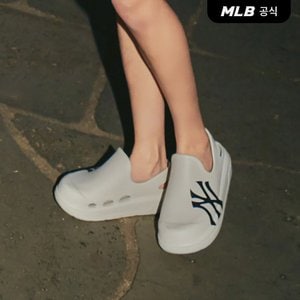 MLB [코리아공식] 청키 바운서 클로그 샌들 NY (White)