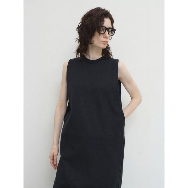 슬리브리스 롱 슬릿 원피스