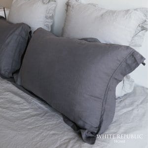 화이트리퍼블릭 French Linen Oxford Pillowcase - Charcoal Grey