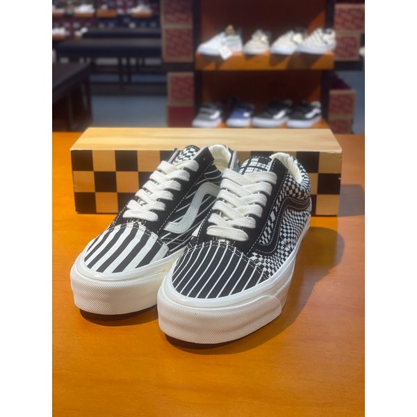 [여주점] (남여공용) 스니커즈 프리미엄 올드스쿨 36 (블랙) (VN000CNGBLK)