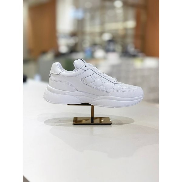 [시흥점] 퀼팅 스니커즈 (화이트) DG4DA24533WHT