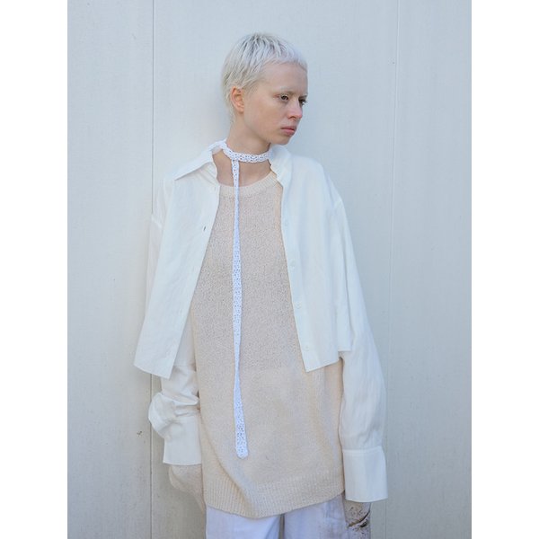 KNITTED SCARF IN WHITE