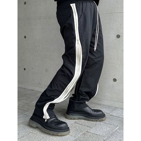 NYLON TWIN SIDE LINE ZIPPER PANTS (BLACK)