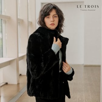  [LE TROIS]23FW 이보영의 르투아 스크랩 풀밍크 자켓