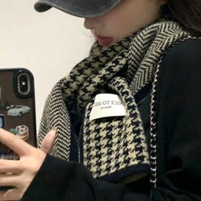 남자 FW 연인 패턴 스웨터 데일리 체스 머플러