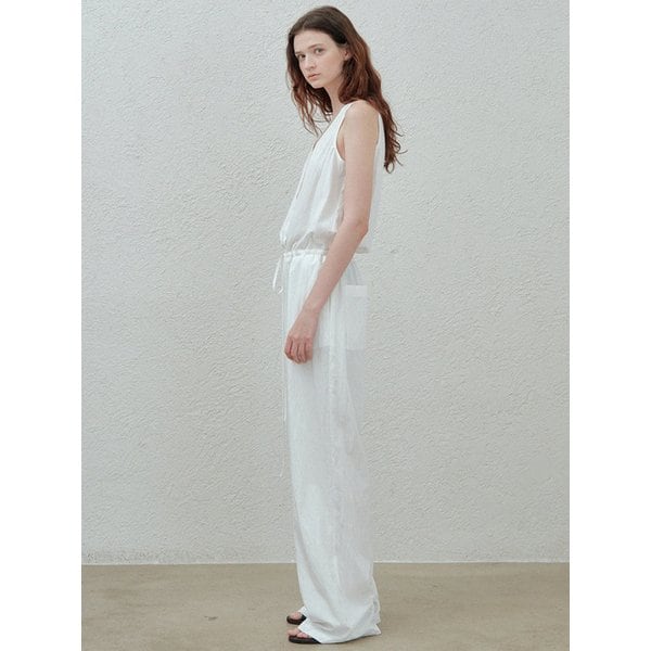 button sleeveless jumpsuit (white)