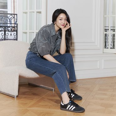 잇미샤 [24 F/W] 잇미샤 볼륨 슬리브 스트링 점퍼 ITO8ZJP800