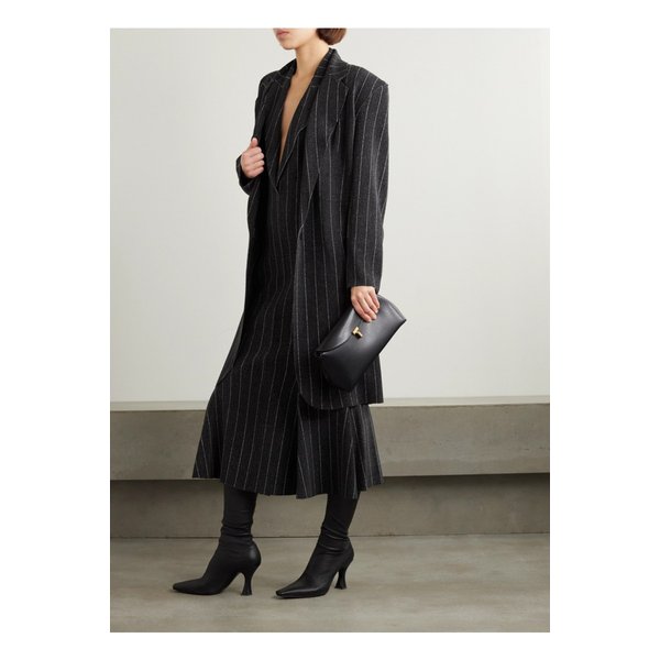 노마카말리 오버사이즈 핀스트라이프 스트레치 저지 블레이저 블랙 1647597324878542