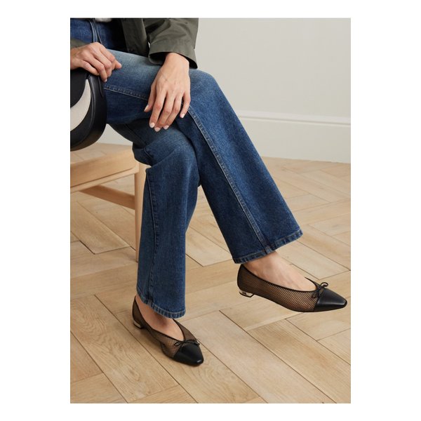 조이아 가죽 트리밍 메시 발레리나 플랫 블랙 46376663162863862