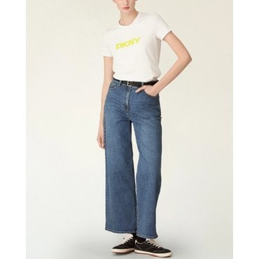 DKNY 네온 로고 하프 슬리브 티셔츠 (DW2F1TTS05CW)