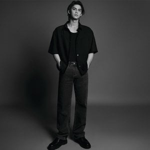 Calvin Klein Jeans 남성 90s 스트레이트핏 데님(J325535)