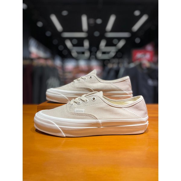 [시흥점] 남녀공용 스니커즈 LX 어센틱 44 (마쉬멜로우)(VN000D4Y0CK)