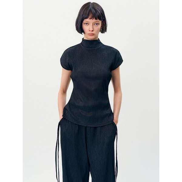 masi pleats sleeveless blouse _ Black