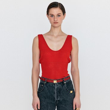 EENK WRA Square Detail Sleeveless Top - Red