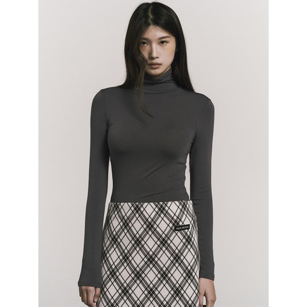 [ESSENTIAL] SLIM TURTLENECK TOP_CHARCOAL