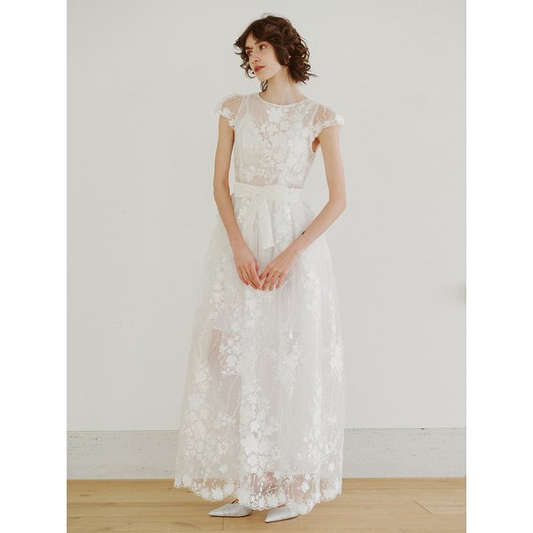 Bridal Aurora Petals  Dress_white