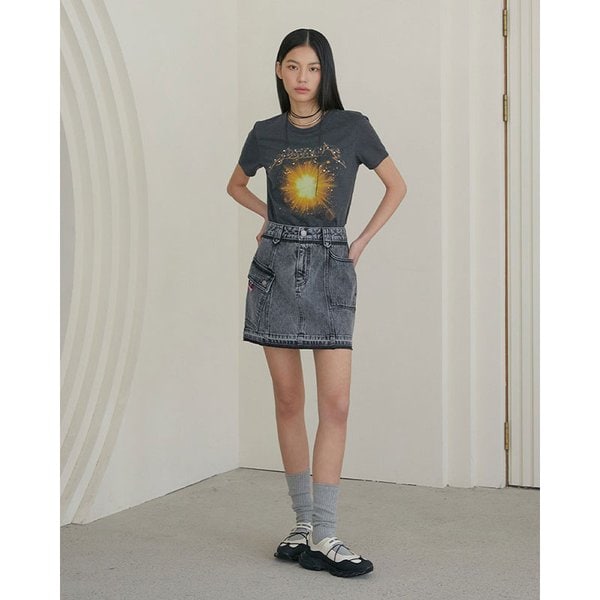 [시흥점] 여성 프린팅 포인트 삼각트임 반소매 티셔츠 (ER1CH260)