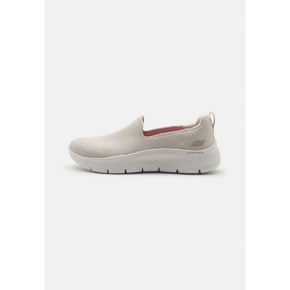 3225624 Skechers 스케쳐스 성능 GO WALK FLEX SLIP ON - 워킹 트레이너 내추럴