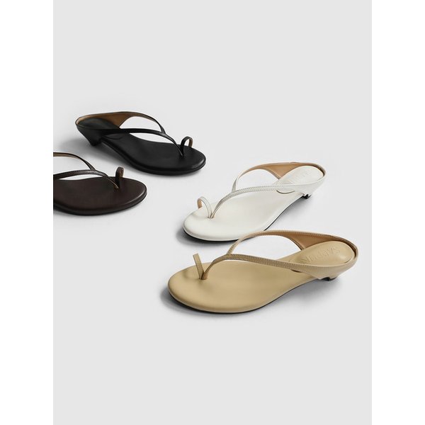 마나타 라운드 샌들 뮬 (2.5cm)