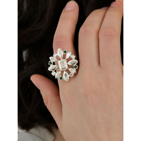 오너먼트 펜던트 링 (ORNAMENT PENDANT RING)