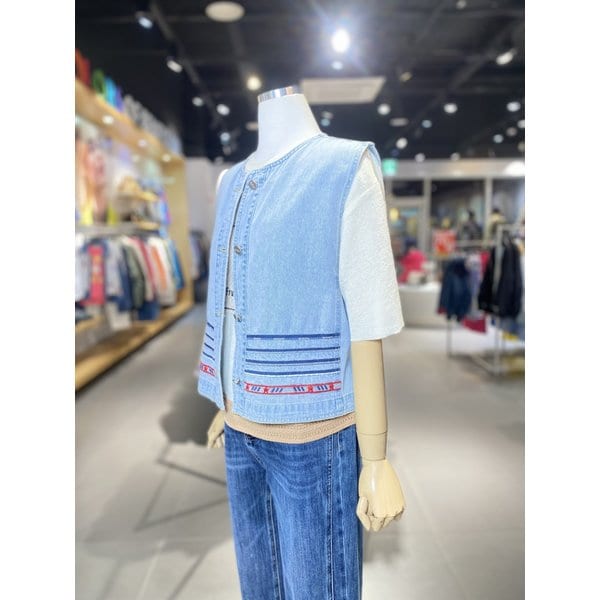 [여주점] 스트라이프 자수 데님 베스트 (BAJP50531)
