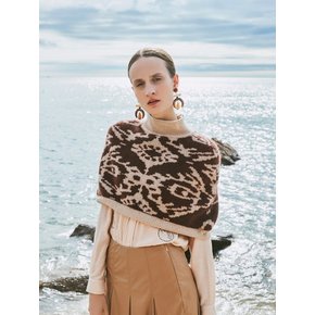 Raccoon Cape Knit