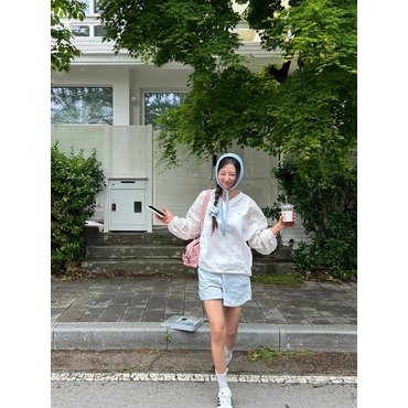 시슬리 빅토리 브이넥 아노락 스웻셔츠 SATS94531