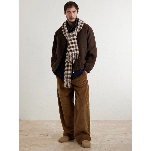 로고 아플리케 프린지 가죽 트리밍 니트 스카프 46376663162970044