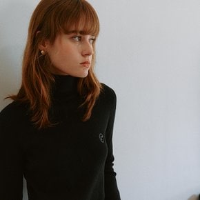 TURTLE NECK PULLOVER BLACK