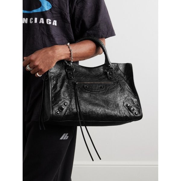 르 시티 미디엄 아레나 텍스처드 가죽 토트백 1647597353096555