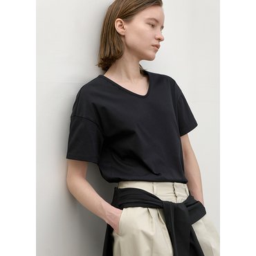 나인(Atelier Nain) (Z-T-6822)ESSENTIAL V-NECK LOOSE TEE