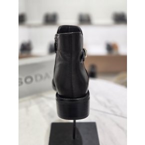 [시흥점] 여성 발목 장식 앵클부츠 (FRB507)