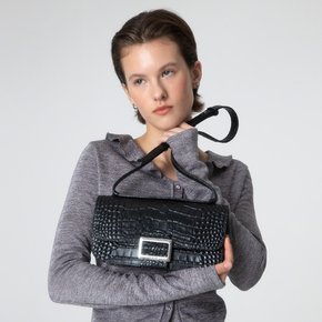 Crocodile Bag in Black VX2AG111-10