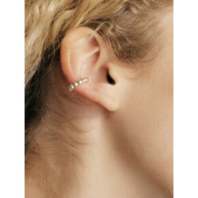 simple dot earcuff