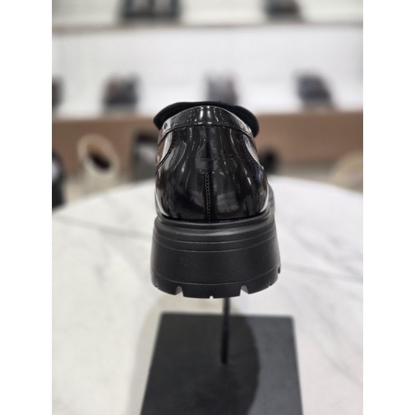 [시흥점] 여성 세미캐주얼 테슬 로퍼 (FRF503)