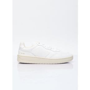 V-90 Leather Sneakers