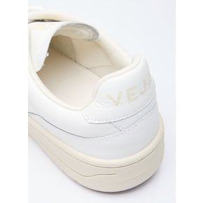 V-90 Leather Sneakers