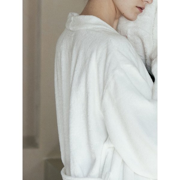 LIGHT HOODED ROBE (2 SIZES)