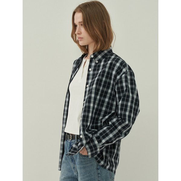 버튼 다운 체크 셔츠-Black Navy