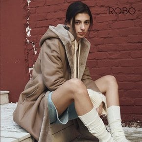 로보 25FW 롱 후드 무스탕