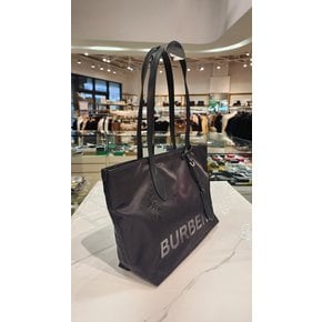 [파주점] [코메타럭스파주] 버버리 로고 나일론 토트백 80731511