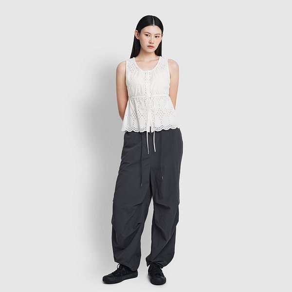 여 아일렛 민소매 블라우스 J116203542006