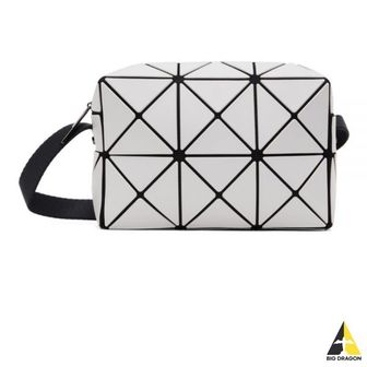 이세이미야케 BAO ISSEY MIYAKE 24 BB38AG661 11 (큐보이드 크로스바디 백)