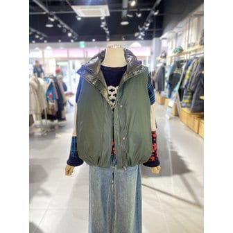 베네통 [여주점] 양면 우주 자수 다운 패딩 베스트 (BAPDE2461)