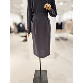 [파주점] [더아이잗컬렉션]모던 테일러링 백슬릿 스커트 CR3A0SK861