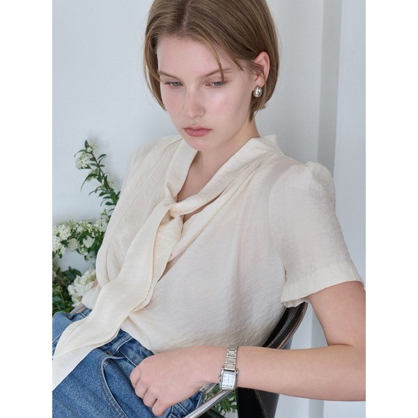 타이 하프 블라우스 아이보리 BE059
