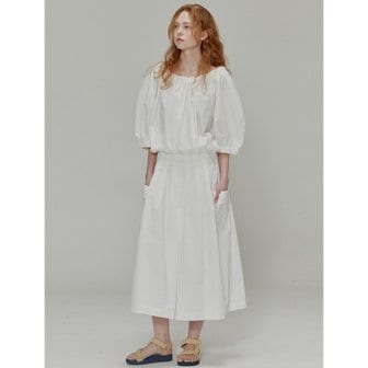 오프닝선샤인 Balloon shirring pleated dress_White