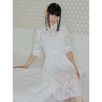 일루스트리스 일루전 WH FLOWER SEE-THROUGH DRESS